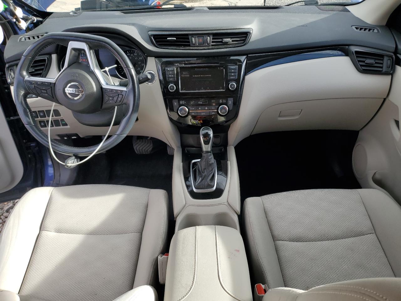 NISSAN ROGUE SPORT S