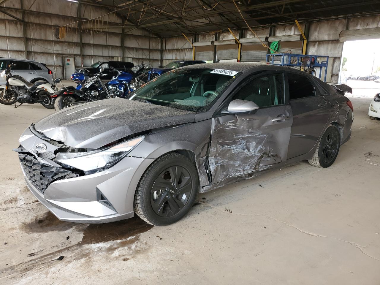 HYUNDAI ELANTRA BLUE