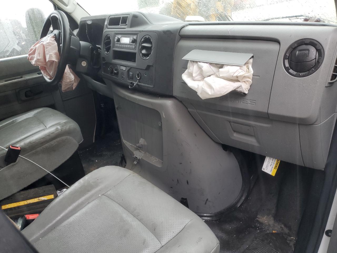 FORD ECONOLINE E350 SUPER DUTY CUTAWAY VAN