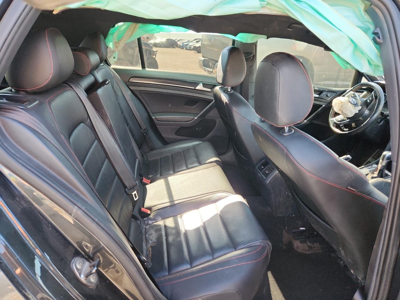 VOLKSWAGEN GOLF GTI S/SE