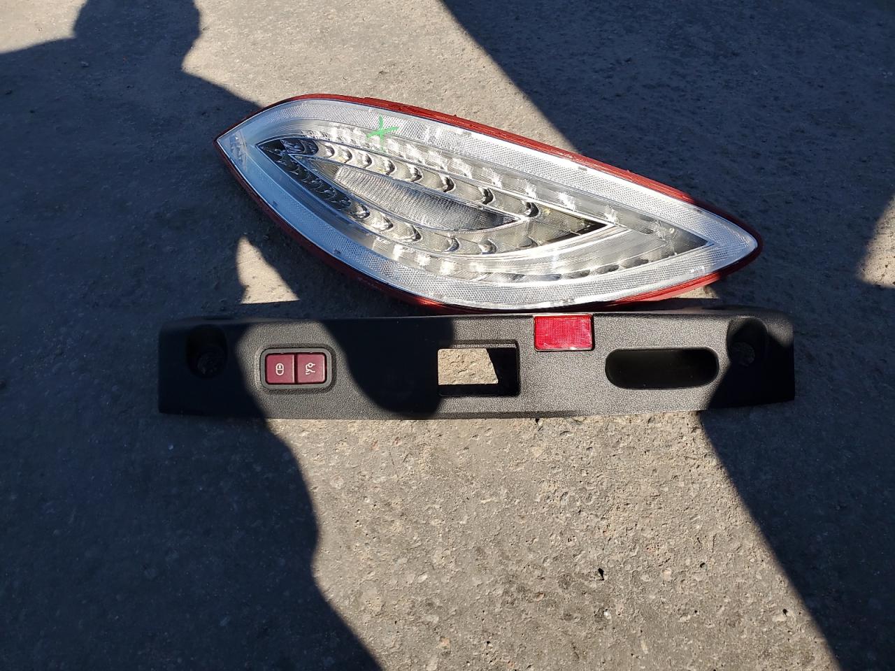 MERCEDES-BENZ CLS-CLASS 550