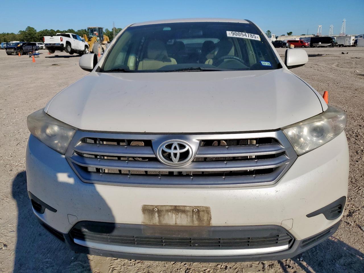 TOYOTA HIGHLANDER BASE