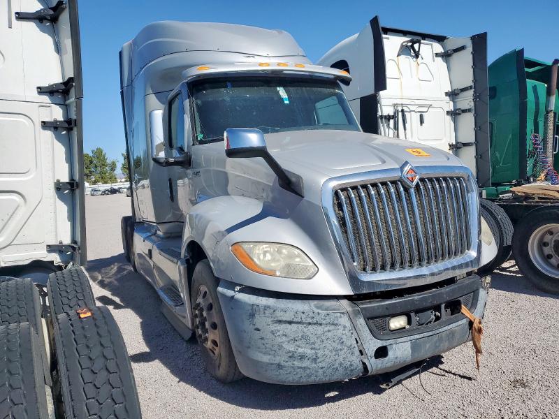 2018 INTERNATIONAL LT625 #3304687914