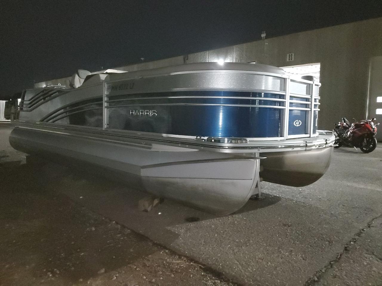 Lot #3264600929 2019 HARRIS FLOTEBOTE GRAND MARI