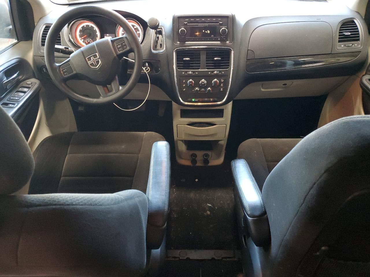 DODGE GRAND CARAVAN SE