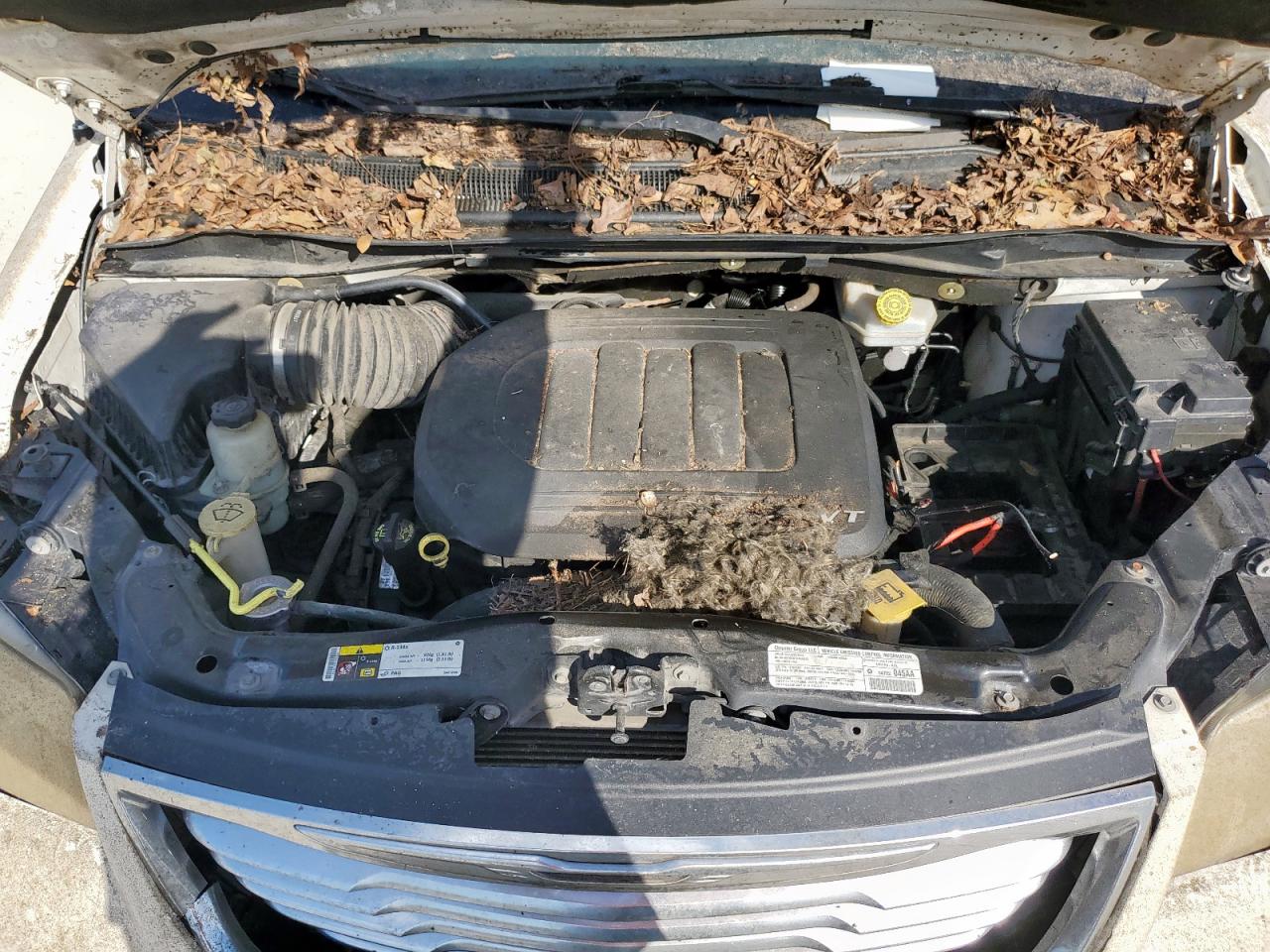 CHRYSLER TOWN & COUNTRY TOURING L