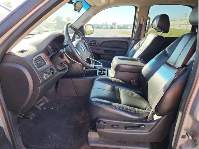 2011 CHEVROLET TAHOE K150 - 1GNSKBE04BR256266