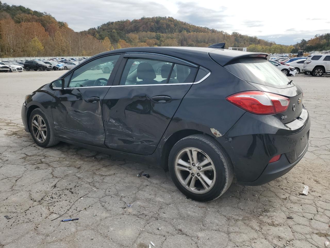 Lot #3301794357 2017 CHEVROLET CRUZE LT