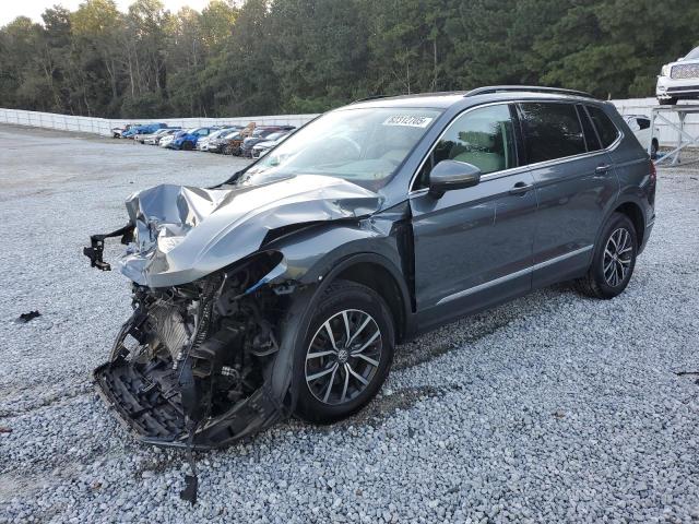 2018 VOLKSWAGEN TIGUAN SE - 3VV2B7AX4JM221964