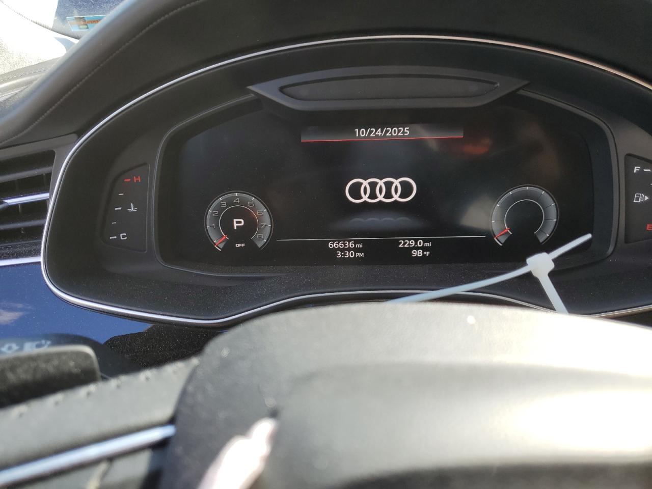 AUDI Q8 PRESTIGE S-LINE