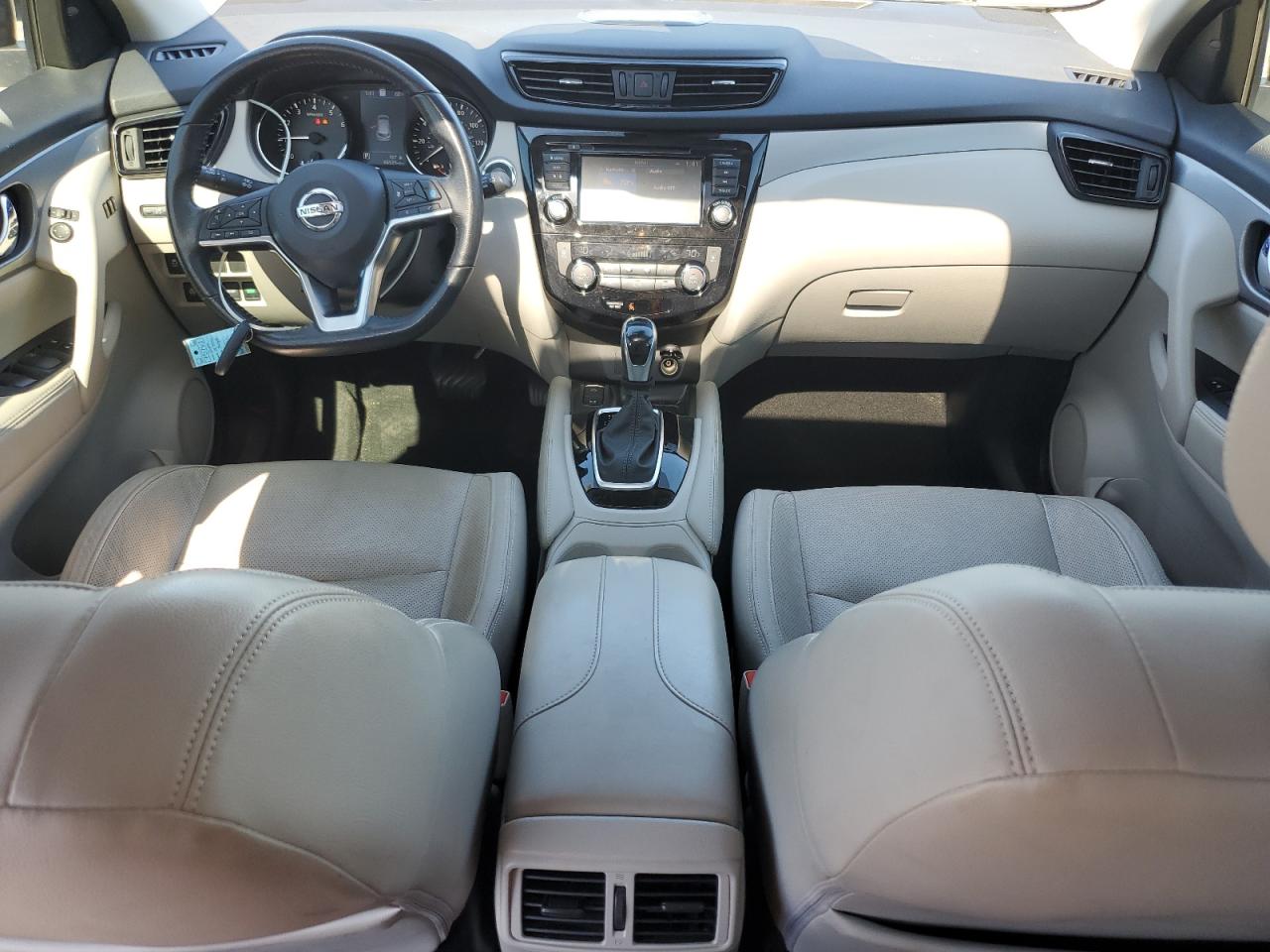 NISSAN ROGUE SPORT S