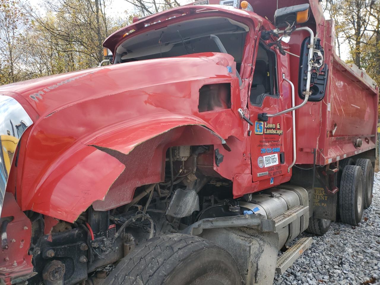 Lot #3301961432 2019 MACK GRANITE