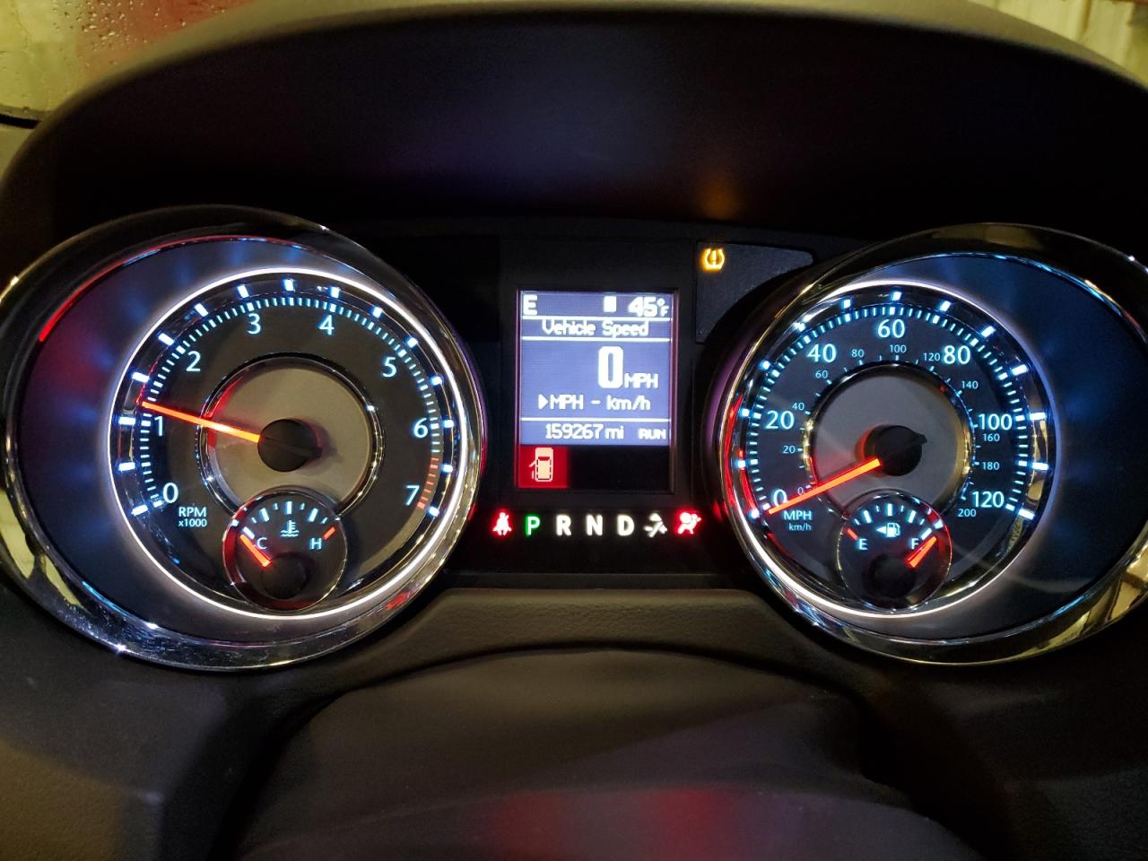 CHRYSLER TOWN & COUNTRY TOURING L