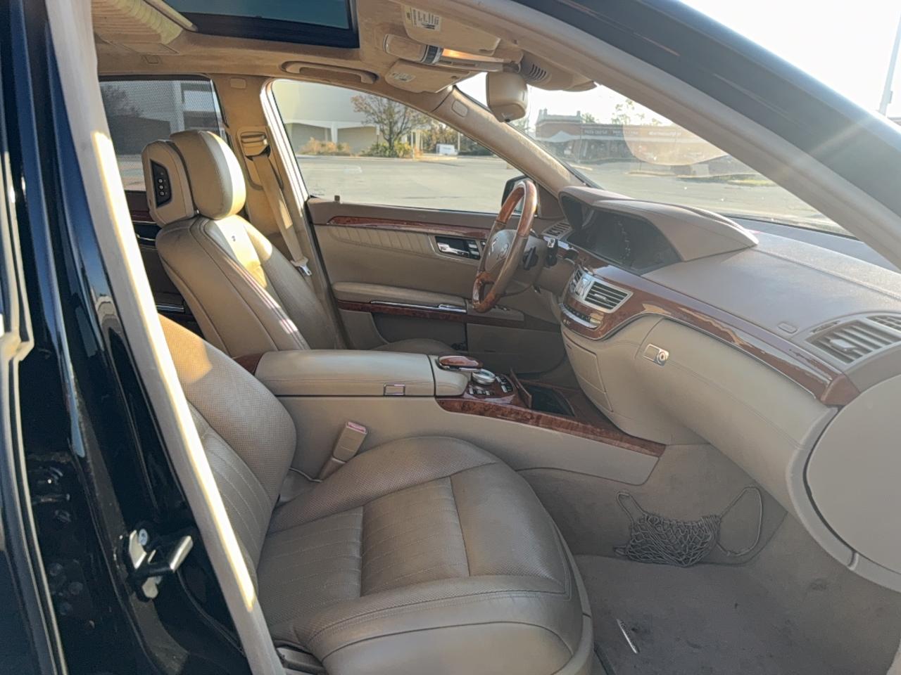 MERCEDES-BENZ S-CLASS 600