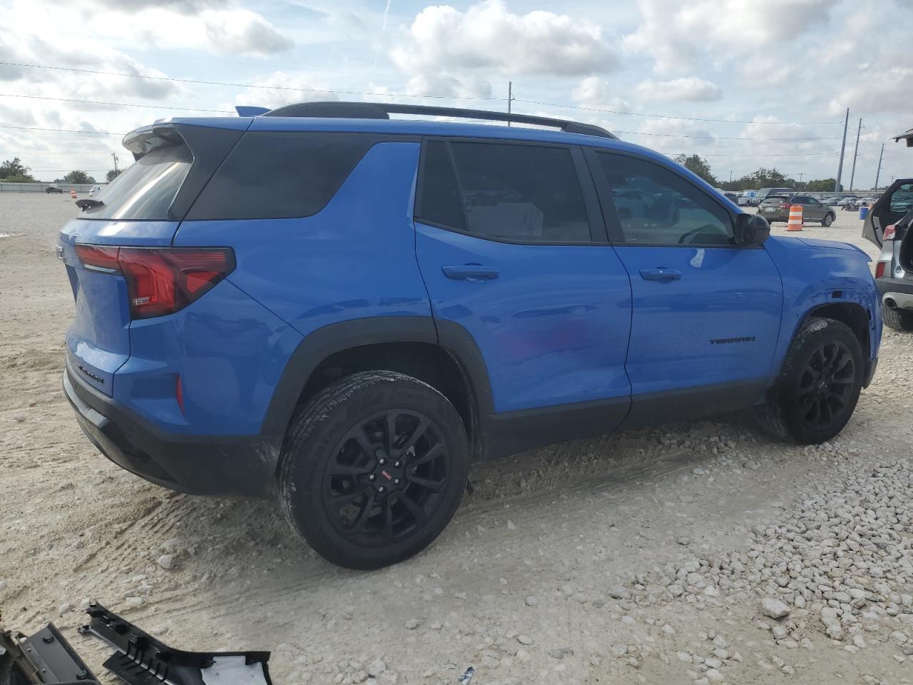 GMC TERRAIN ELEVATION