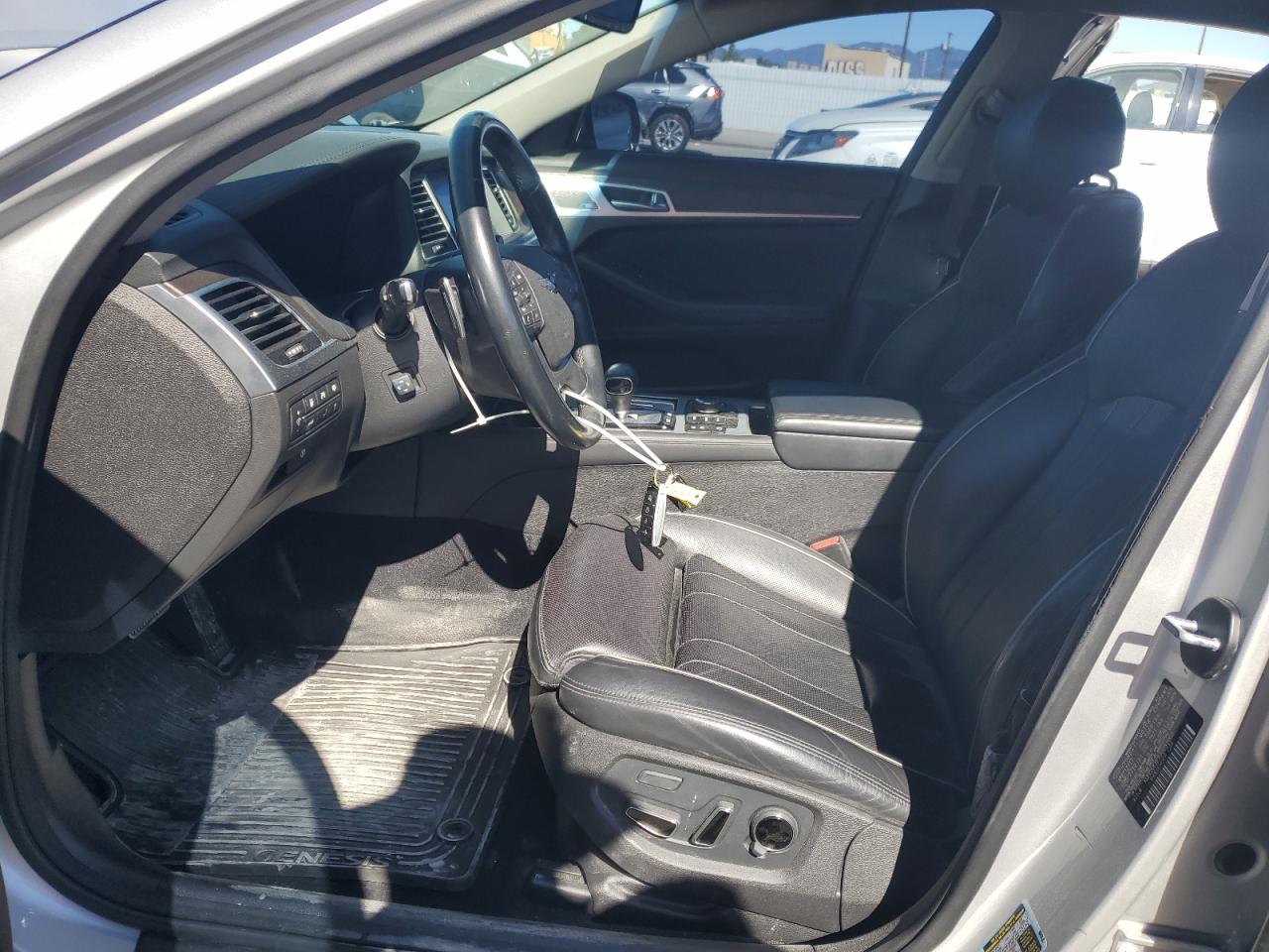 HYUNDAI GENESIS BASE