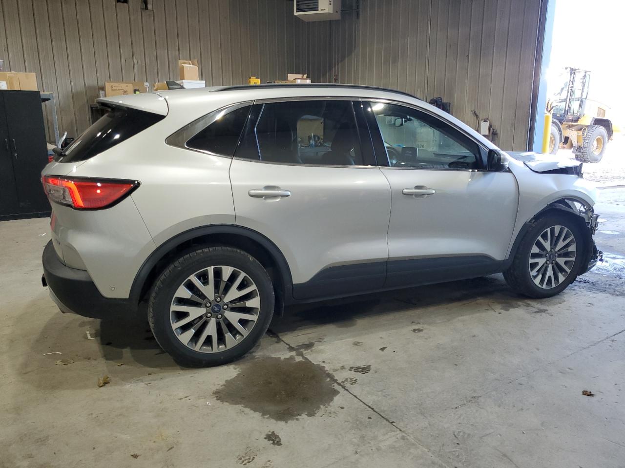 FORD ESCAPE TITANIUM