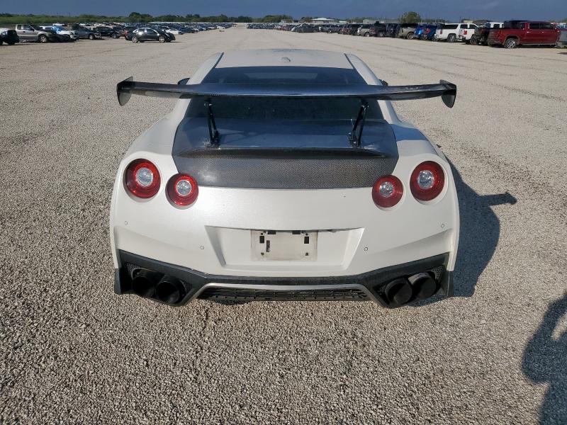 2018 NISSAN GT-R PURE JN1AR5EF1JM710090