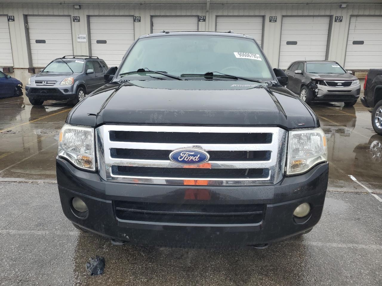 FORD EXPEDITION EL XLT