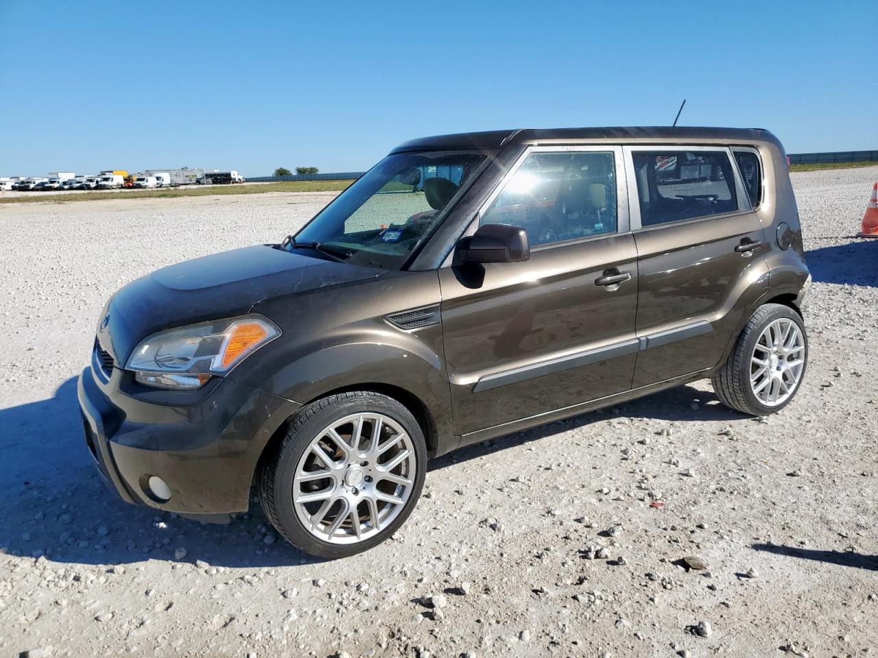 KIA SOUL +