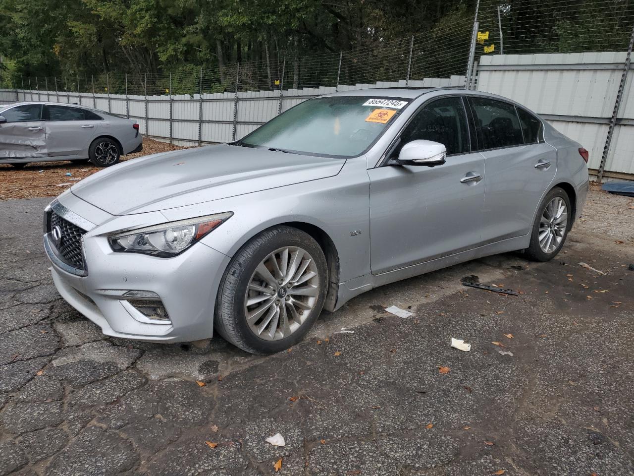 INFINITI Q50 LUXE