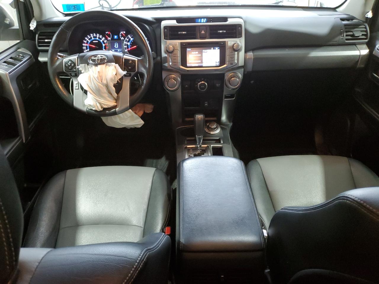 TOYOTA 4RUNNER SR5/SR5 PREMIUM