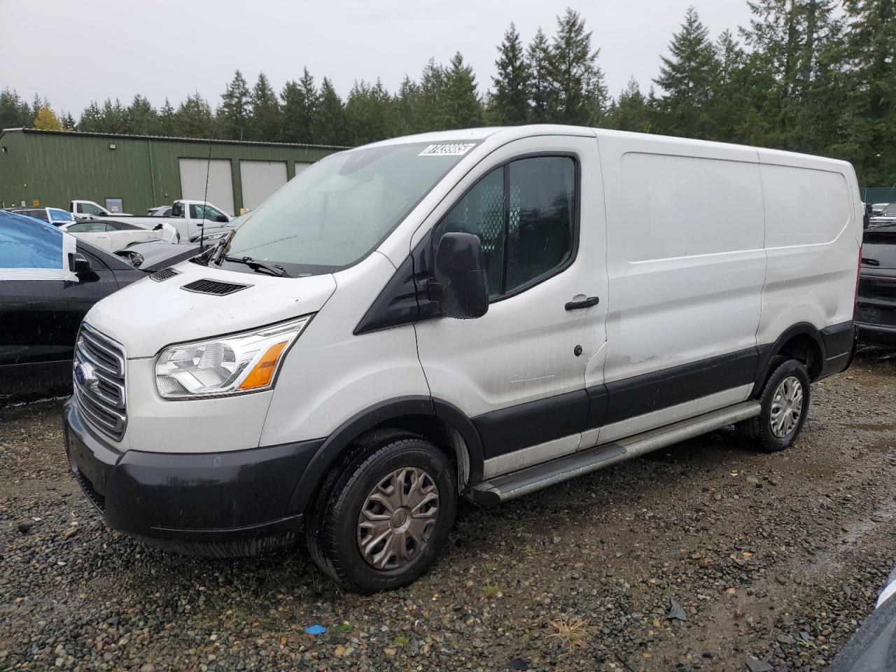 FORD TRANSIT T-250