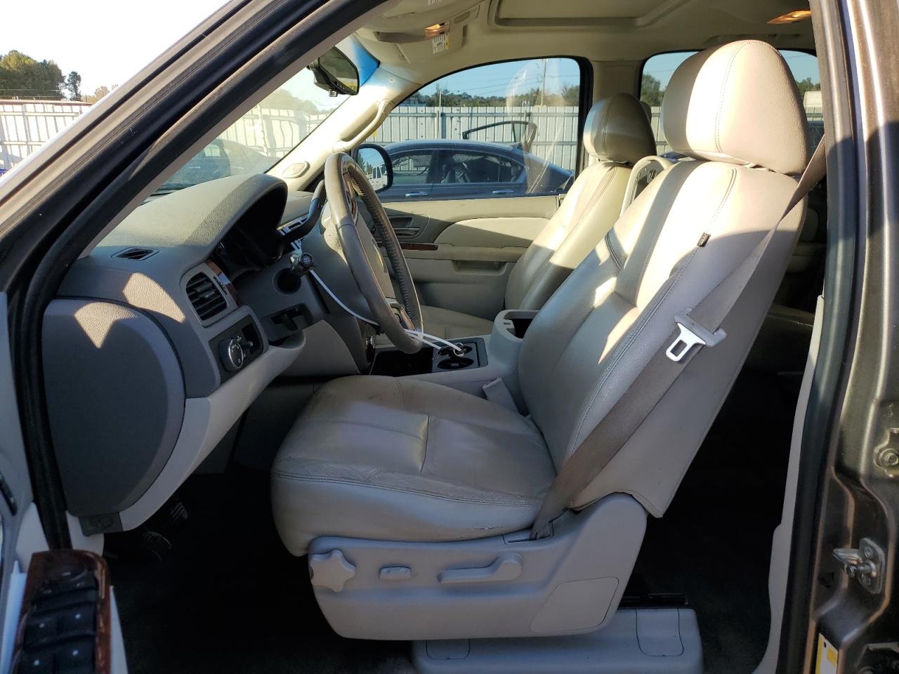 CHEVROLET TAHOE C1500 LT