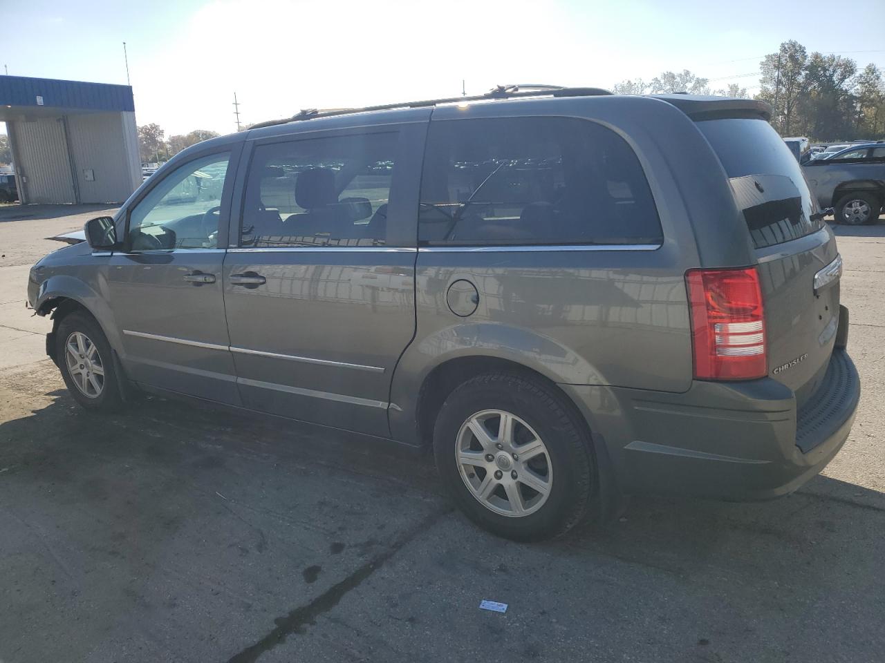 CHRYSLER TOWN & COUNTRY TOURING