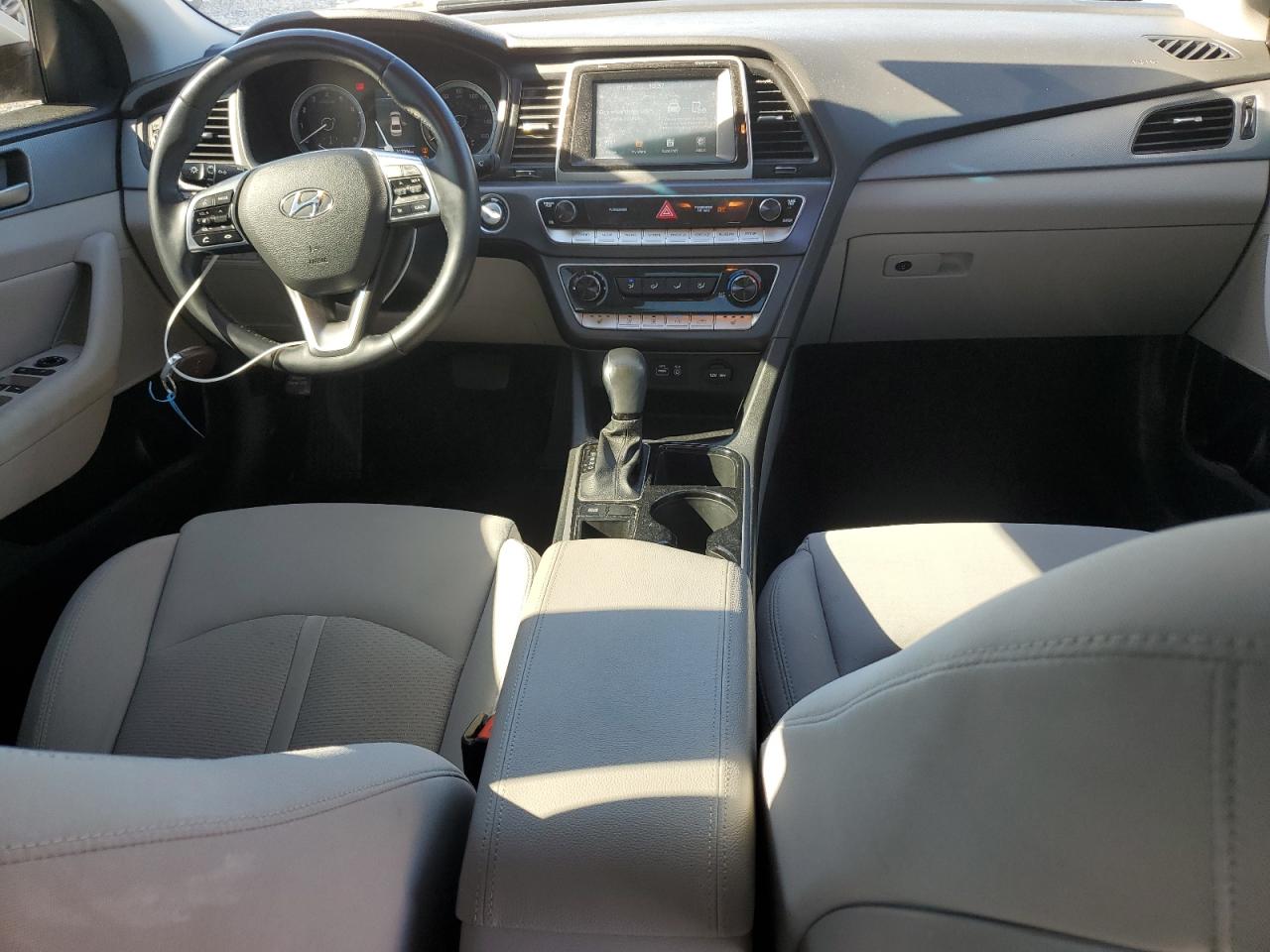 HYUNDAI SONATA SPORT