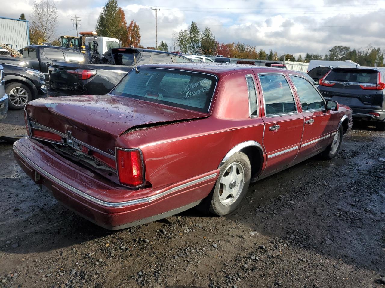 Lot #3274799113 1996 LINCOLN TOWN CAR S