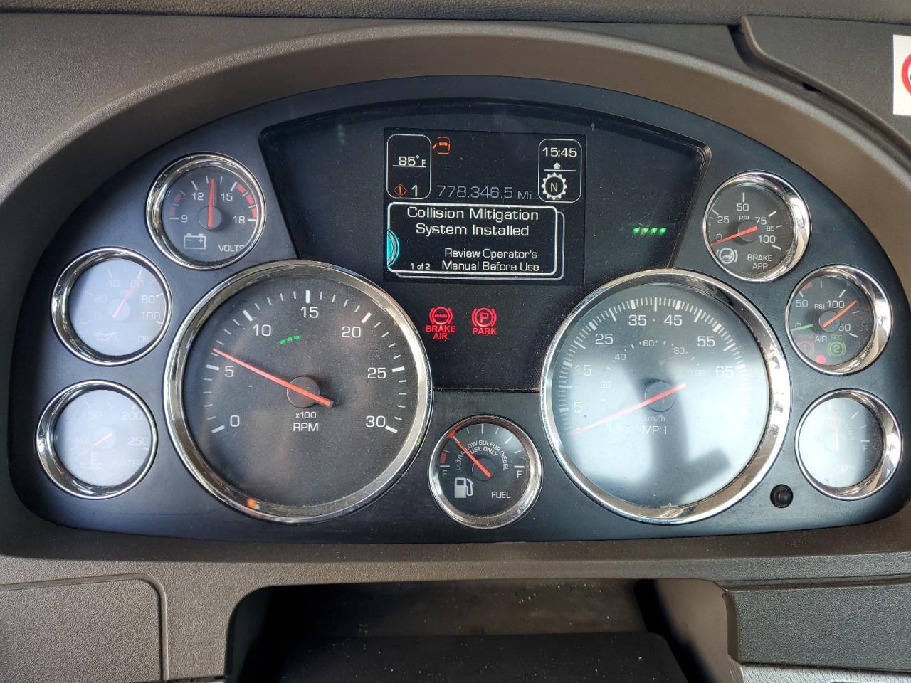 Lot #3266057328 2017 KENWORTH T680