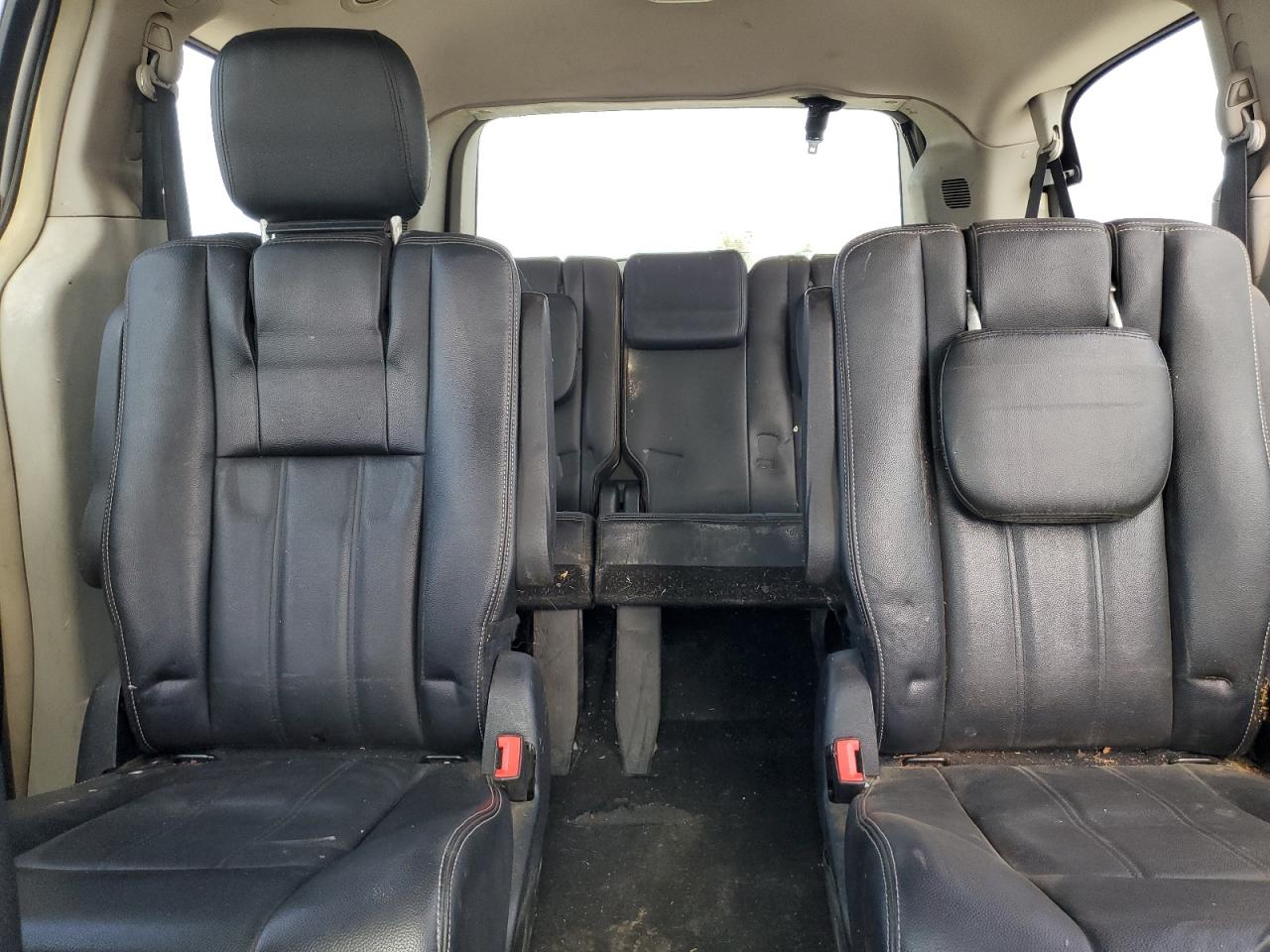 CHRYSLER TOWN & COUNTRY TOURING