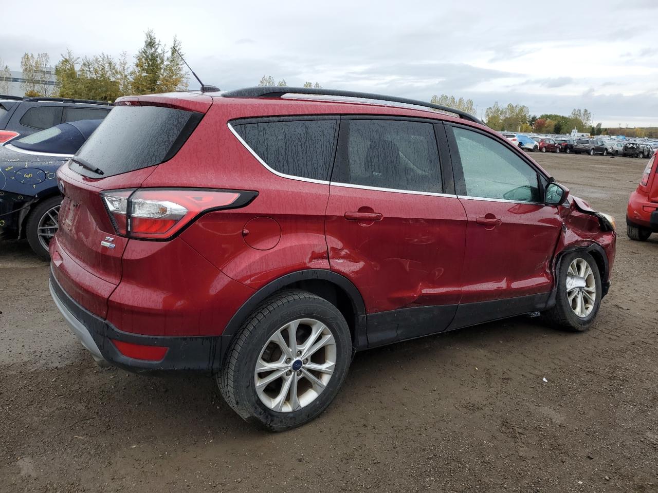 FORD ESCAPE SE