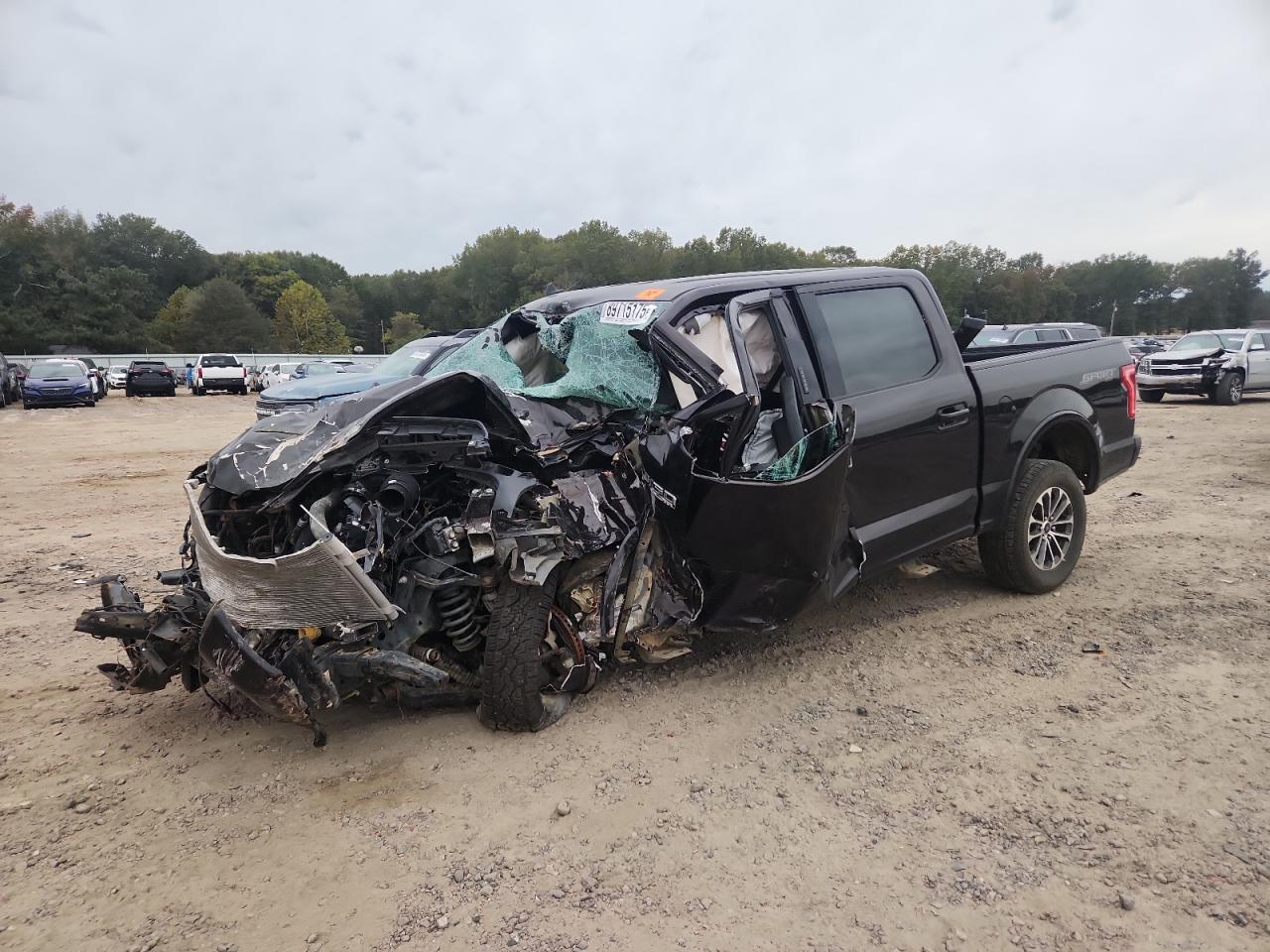 FORD F-150 SUPERCREW