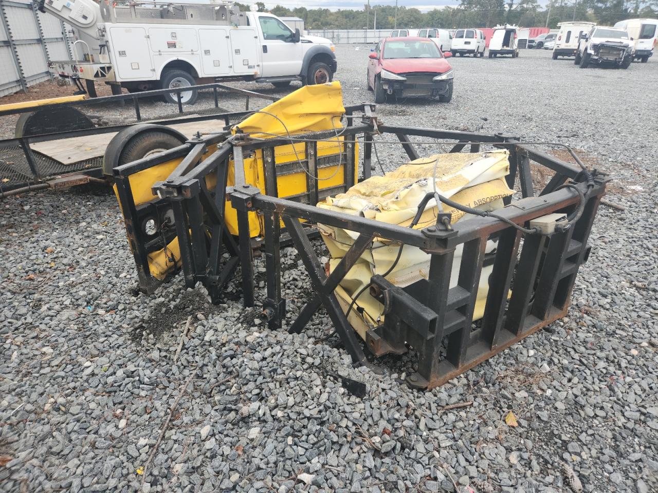 Lot #3283886414 2004 TMA SAFE STOP SS90 HD