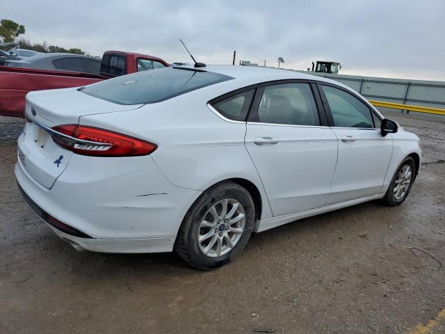 2017 FORD FUSION S - 3FA6P0G76HR140905
