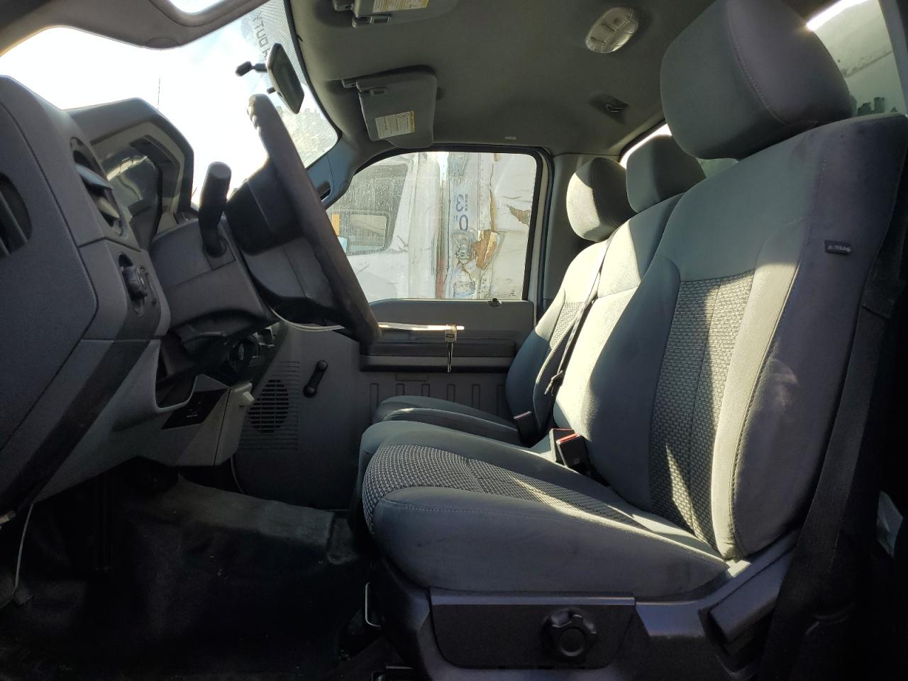 FORD F-550 SUPER DUTY