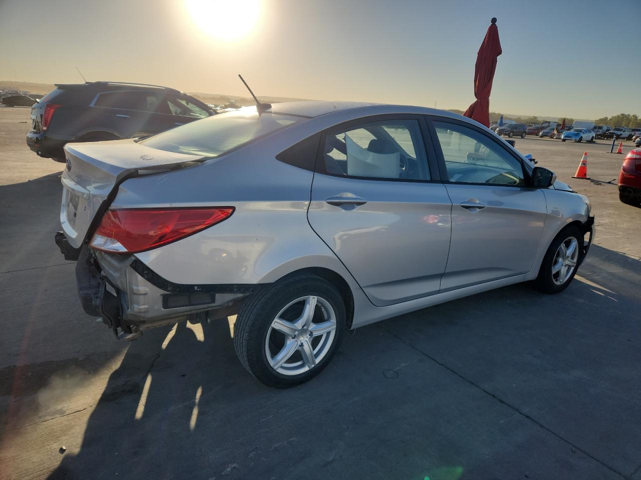 HYUNDAI ACCENT SE
