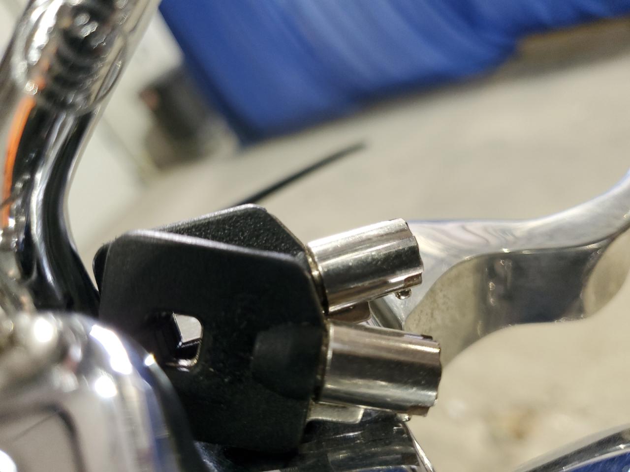 Lot #3297921831 2015 HARLEY-DAVIDSON FLSTC HERI