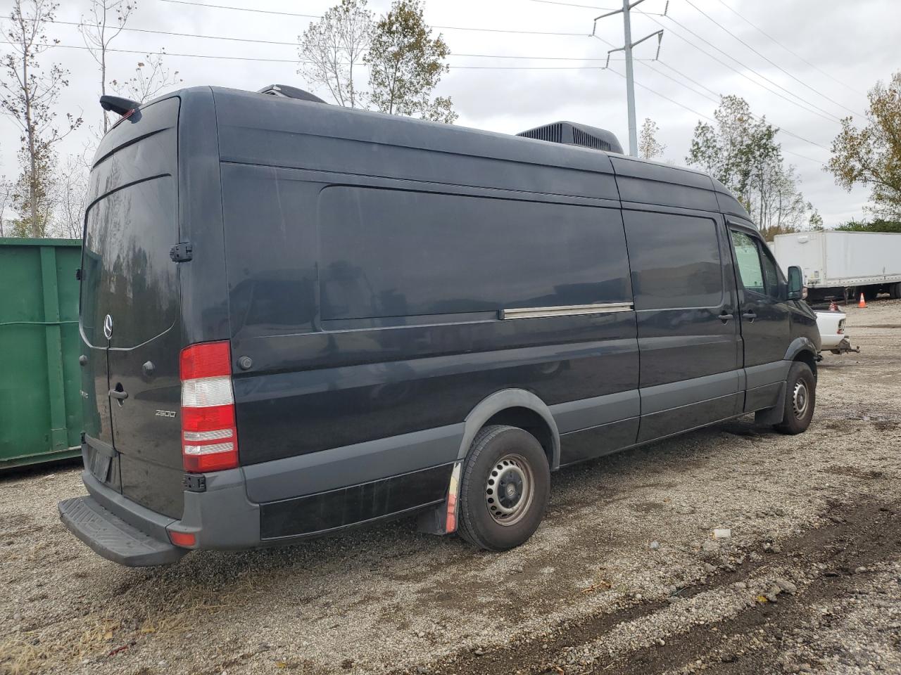 MERCEDES-BENZ SPRINTER 2500
