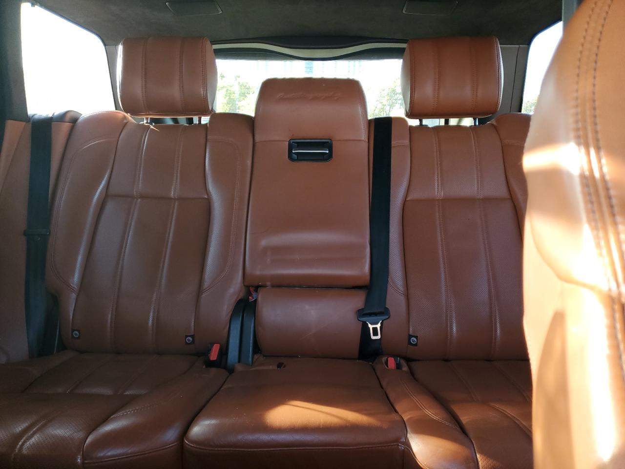 LAND ROVER RANGE ROVER AUTOBIOGRAPHY