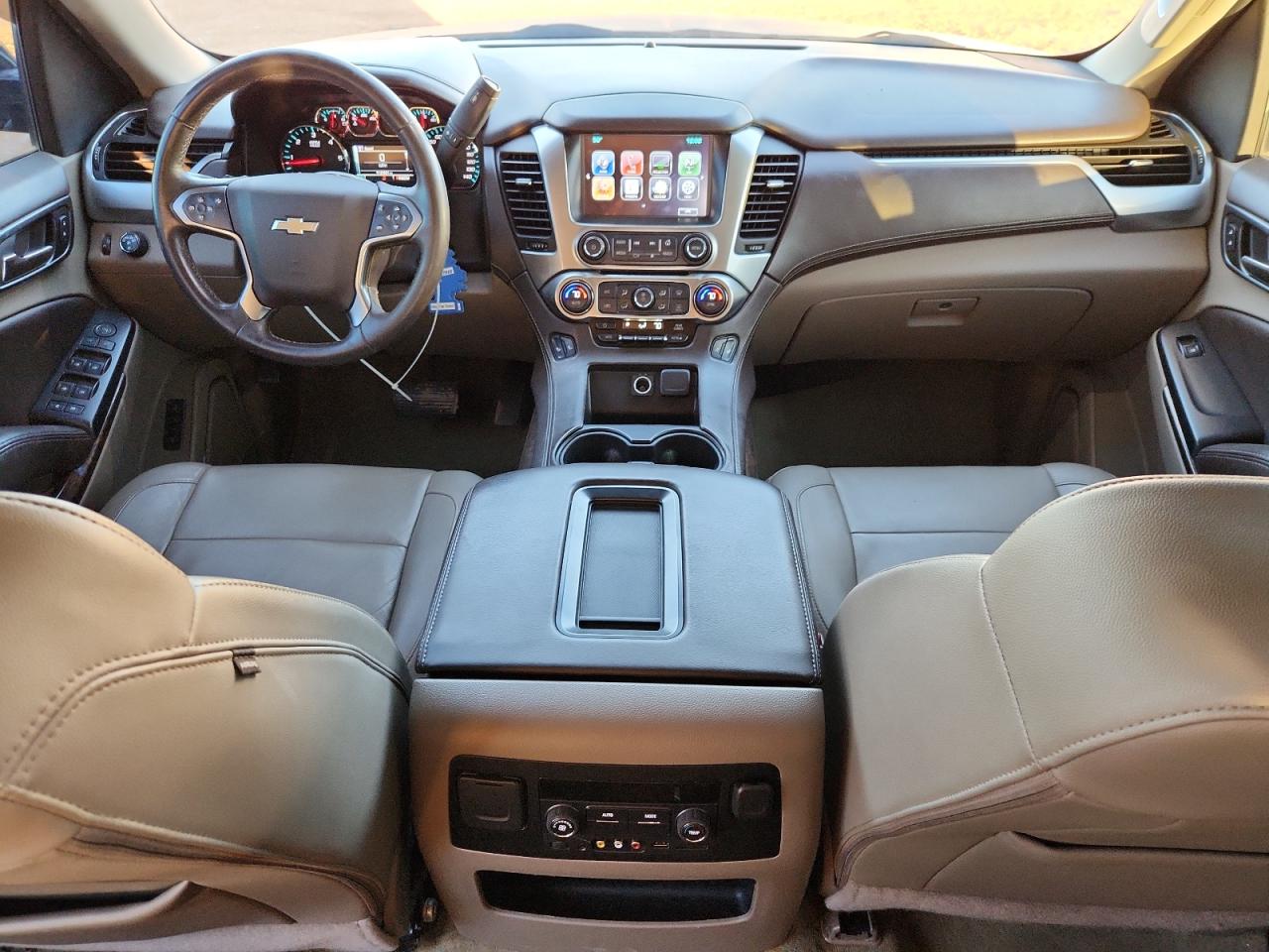 CHEVROLET SUBURBAN C1500 LT