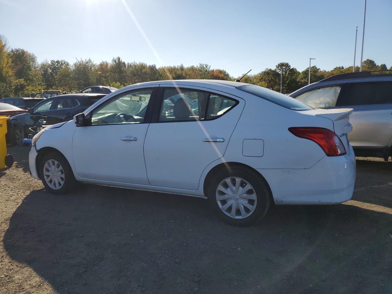 NISSAN VERSA S