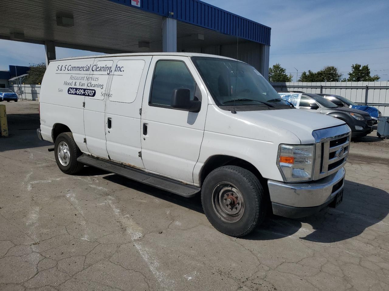 FORD ECONOLINE E250 VAN