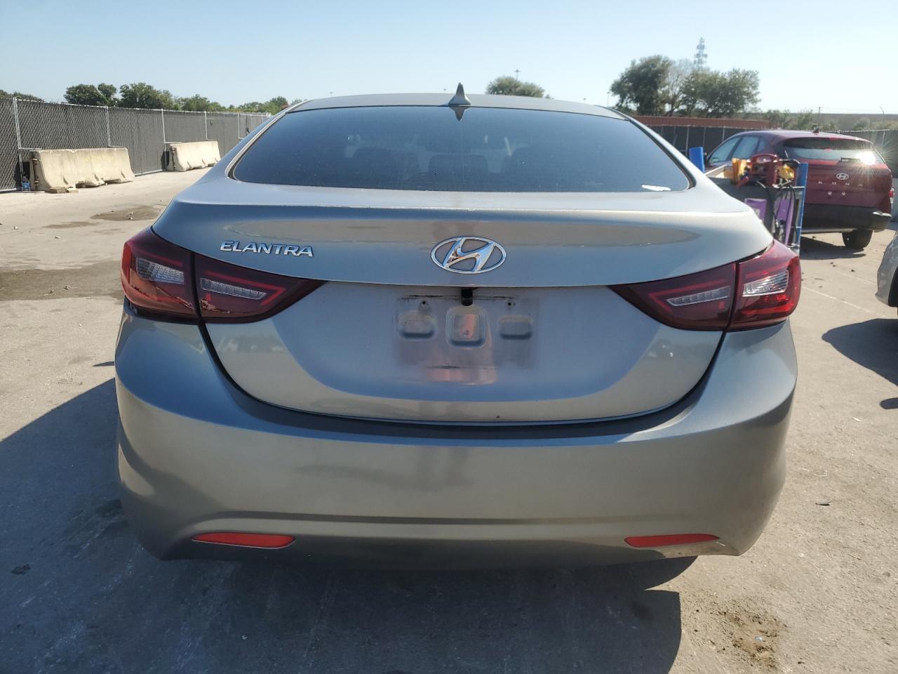 HYUNDAI ELANTRA GLS