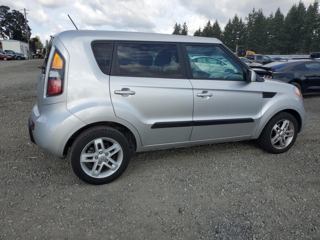KIA SOUL +