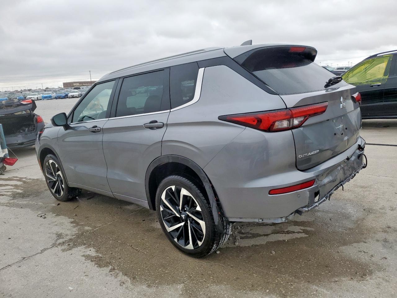 MITSUBISHI OUTLANDER SEL