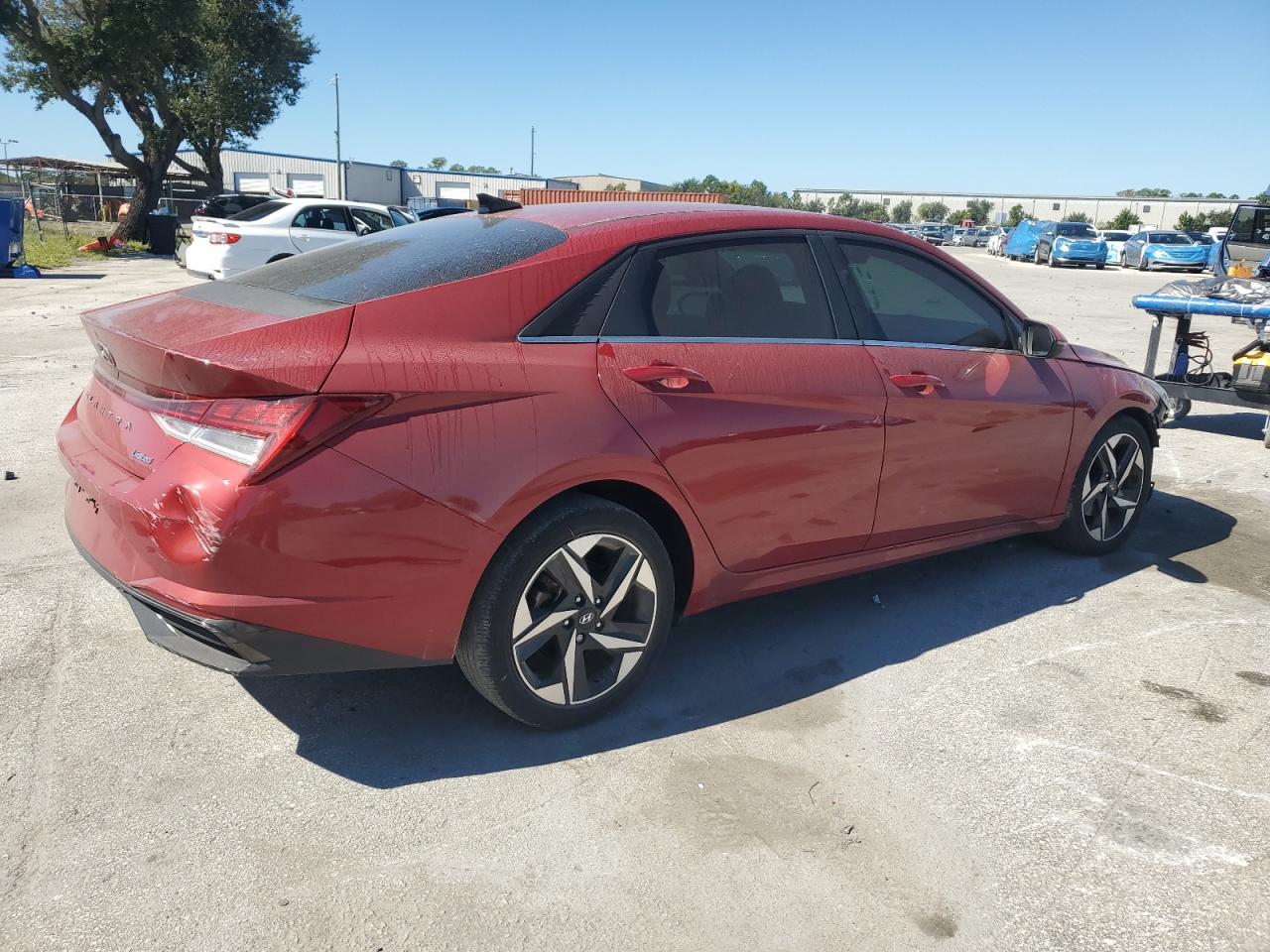 HYUNDAI ELANTRA LIMITED