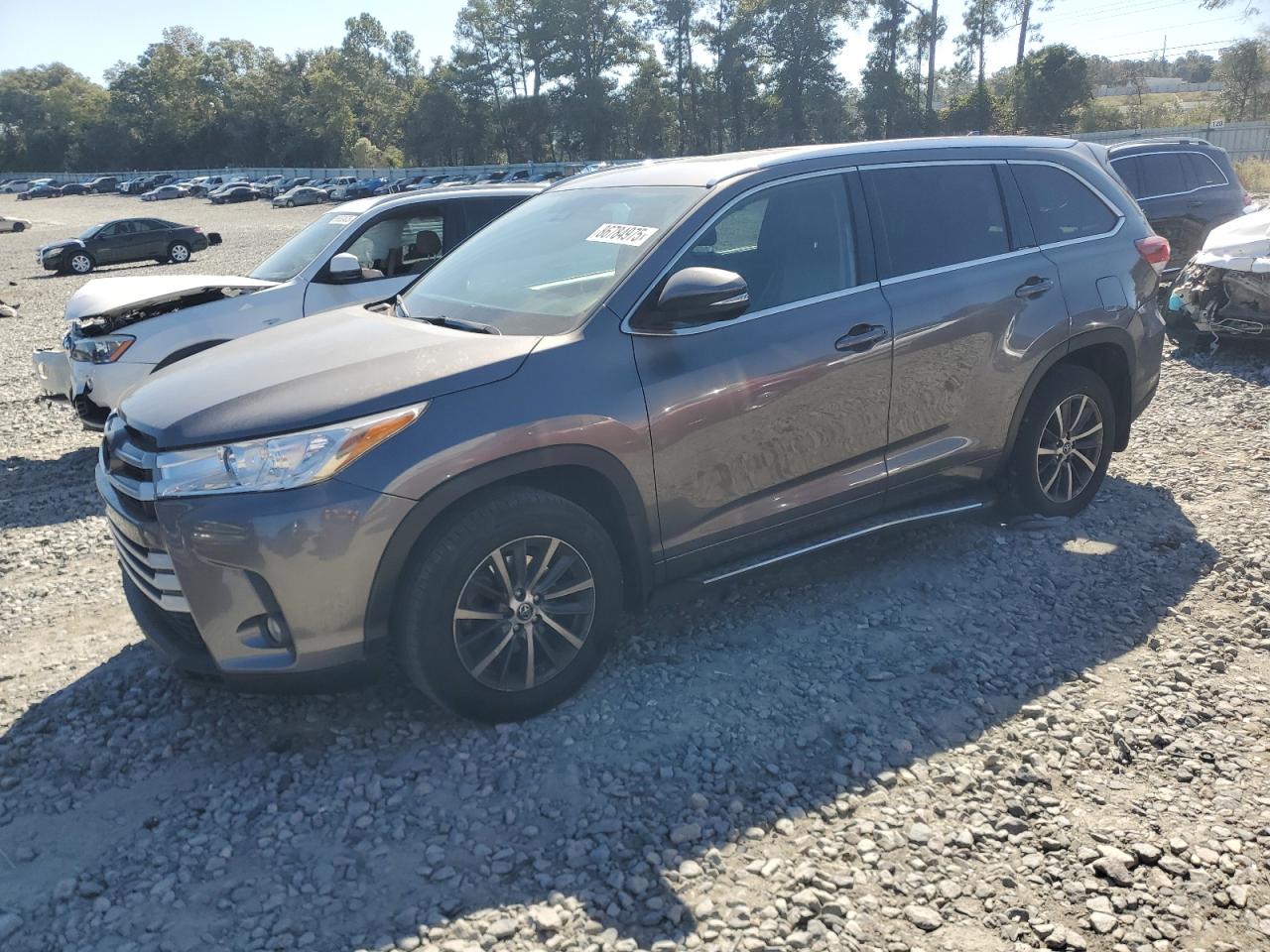 Lot #3266644957 2018 TOYOTA HIGHLANDER